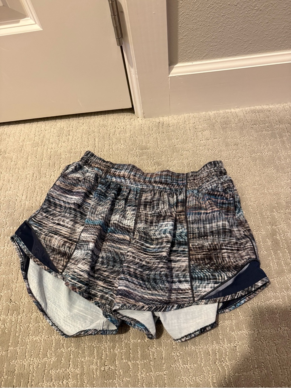 Women's Navy Patterned Running Shorts -lululemon- tall